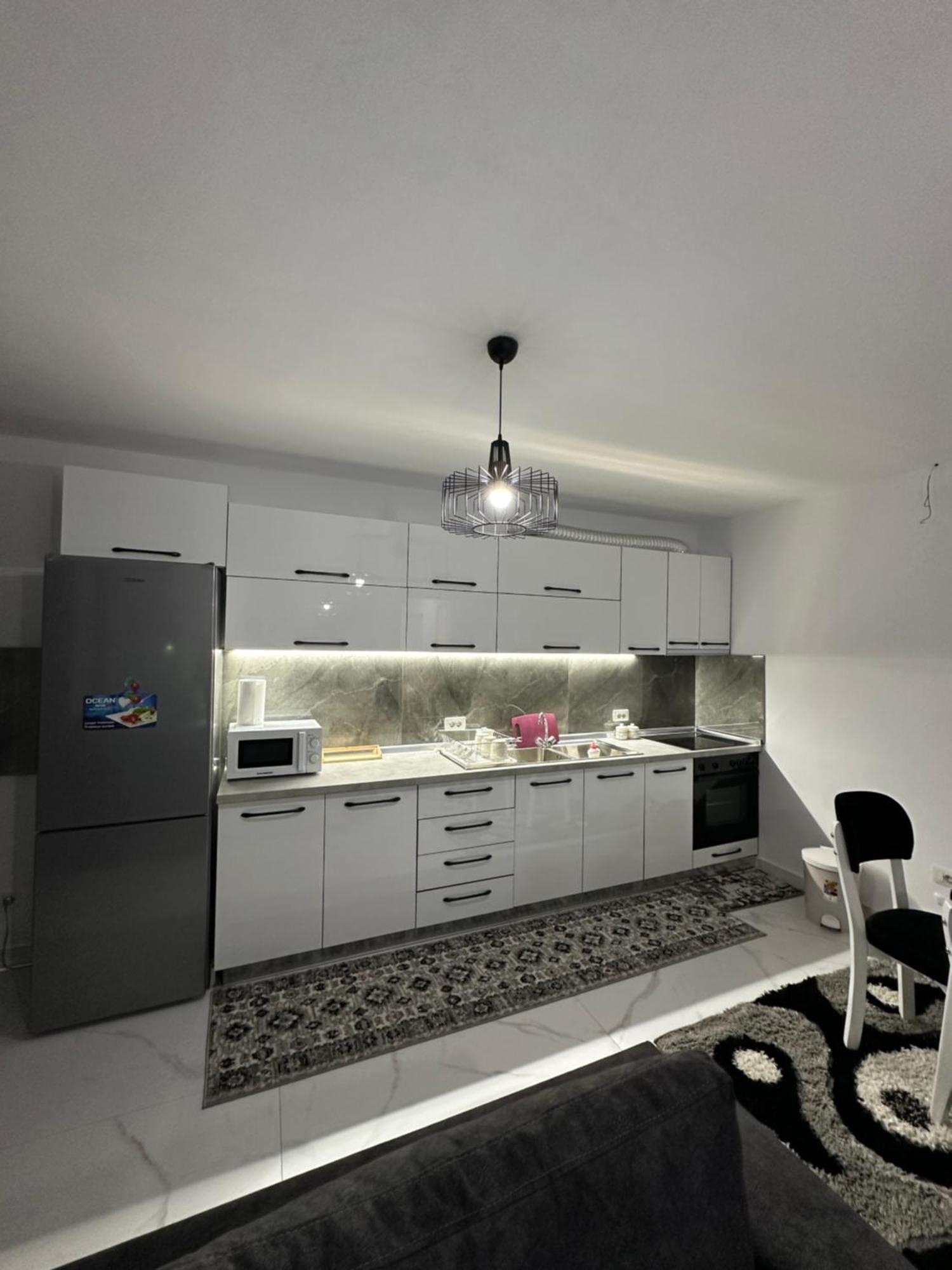 Elezi Apartment City Centre Tirana Exterior photo